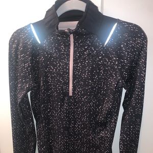 Lululemon size 4 running quarter zip